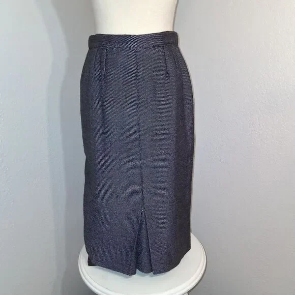 Louis Feraud Gray 2 Piece Jacket & Midi Skirt Set Size 8 - Picture 7 of 16